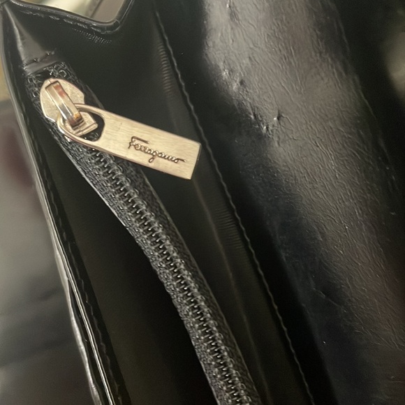 Vintage Salvatore Ferragamo Black Leather Wallet Authentic!! Made In Italy 🇮🇹 - Picture 9 of 15